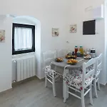 Mimmo E Valeria 3* سانتيرامو إن كولي