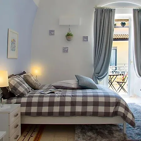 Bed & Breakfast Mimmo E Valeria Santeramo in Colle